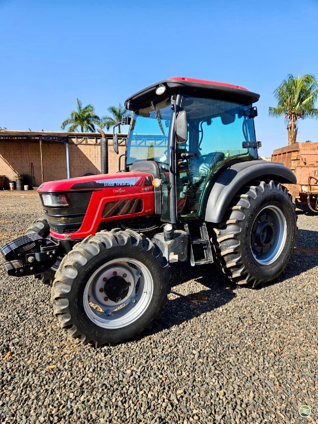 TRATOR MAHINDRA 6075 Tração 4x4 Consulting Agro ITUVERAVA SÃO PAULO SP